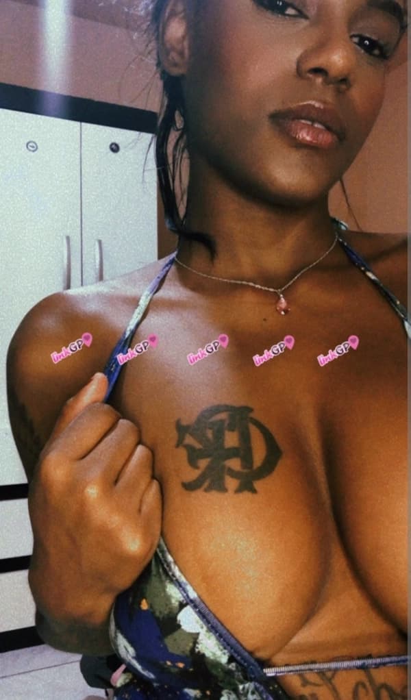 Naylagxtz — videochamada erótica e sexting online