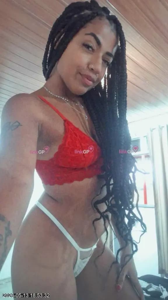 Nicky Danadinha — videochamada erótica e sexting online