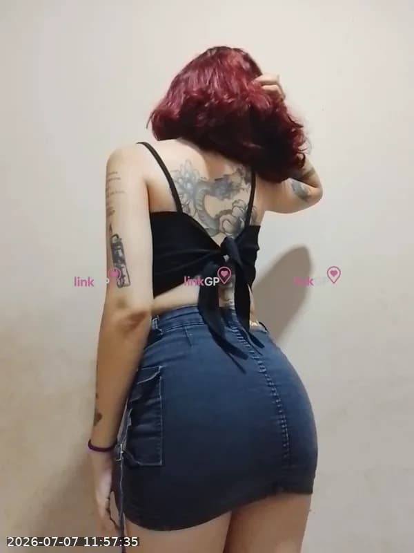 Rebeca — videochamada erótica e sexting online