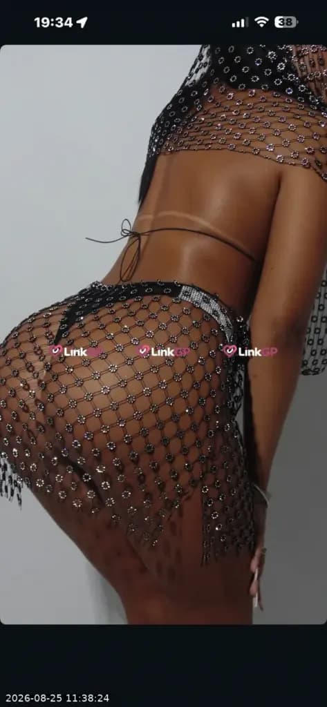 Thayná Carioca — sexo virtual por videochamada